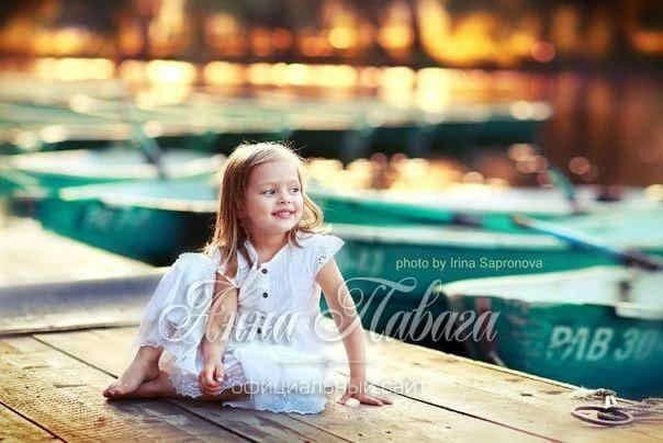 Анна Павага — In the Harbour of Happiness, frame 4